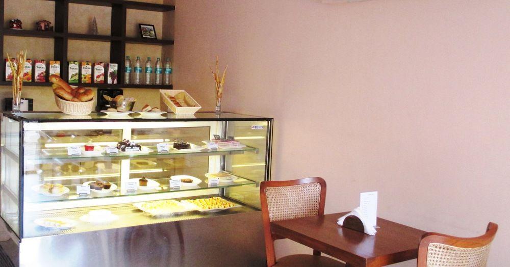 The Fern Residency, Miramar Hotel Panaji Exterior foto