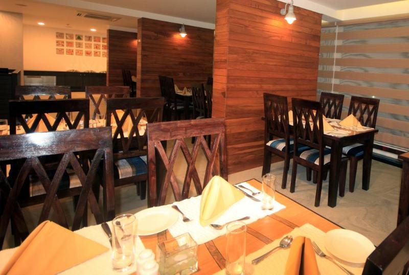 The Fern Residency, Miramar Hotel Panaji Exterior foto