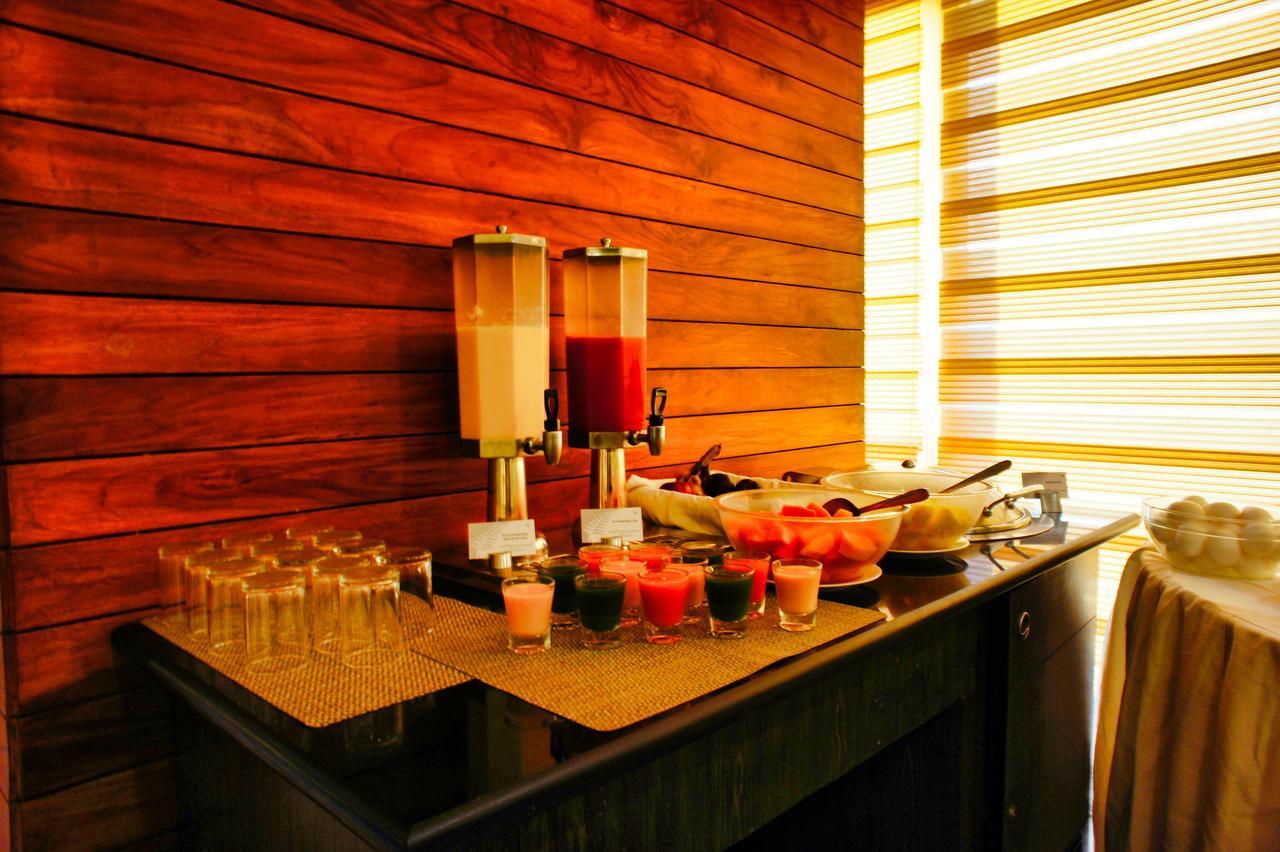 The Fern Residency, Miramar Hotel Panaji Exterior foto
